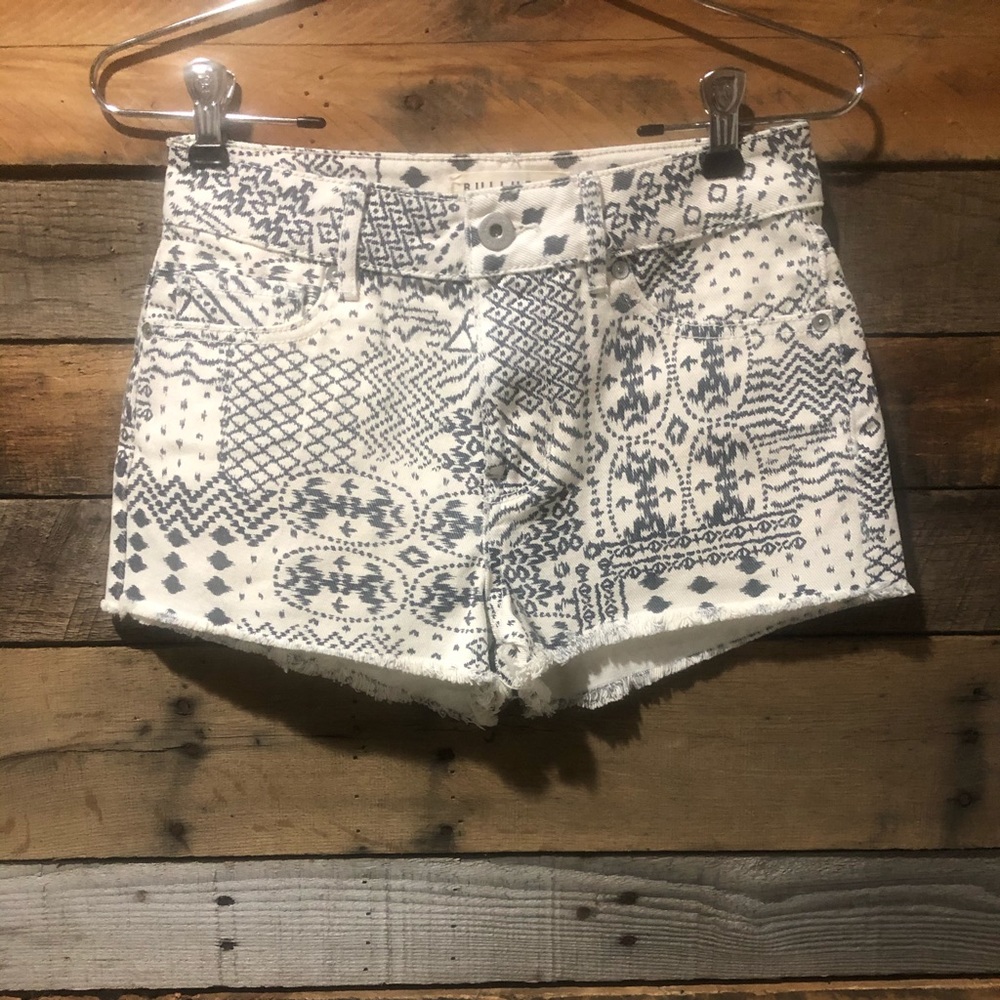 Bullhead (Junior Size 3) High-rise denim shorts